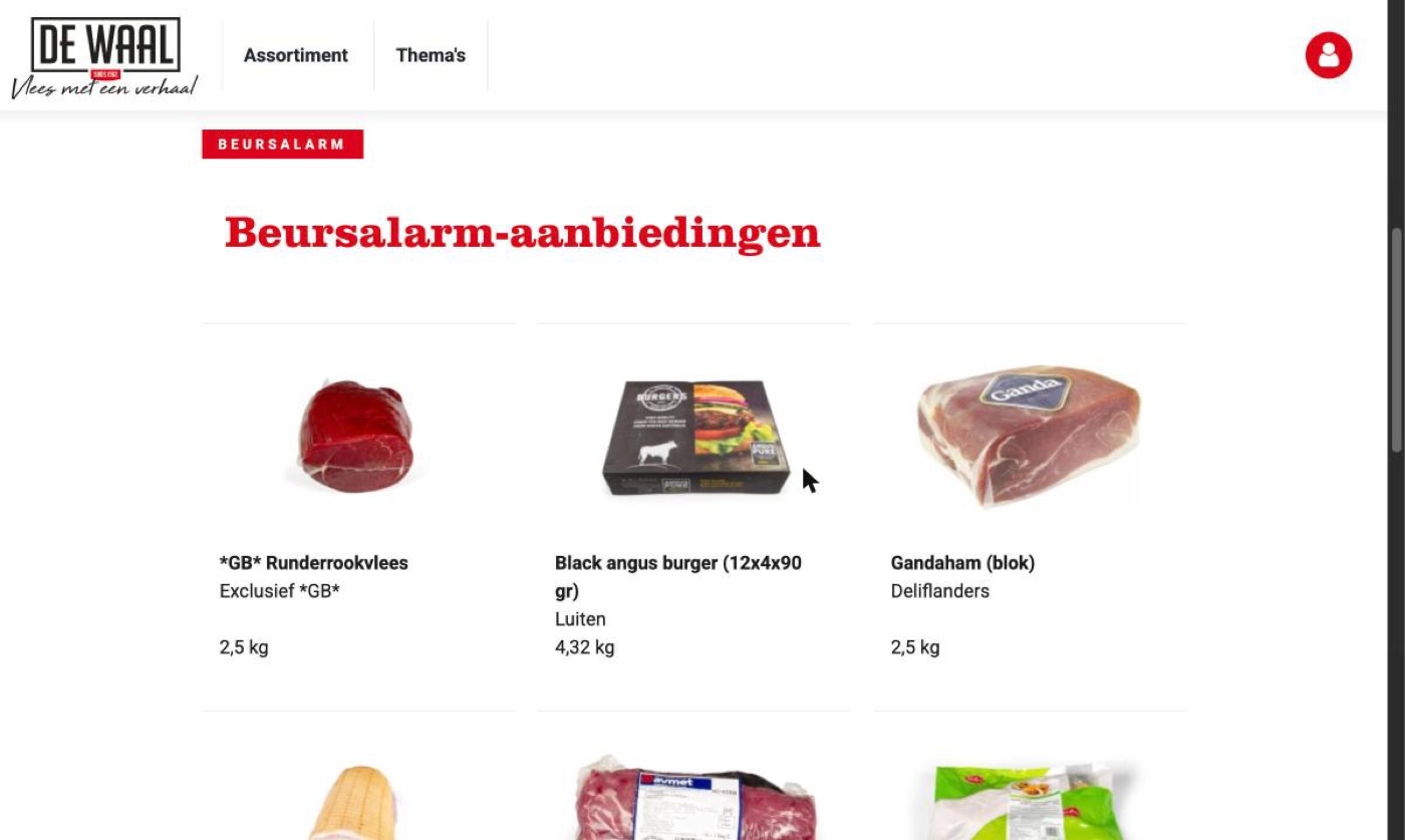De actiepagina met de rode kop Beursalarm-aanbiedingen en daaronder productkaarten met foto, naam, merk en gewicht.
